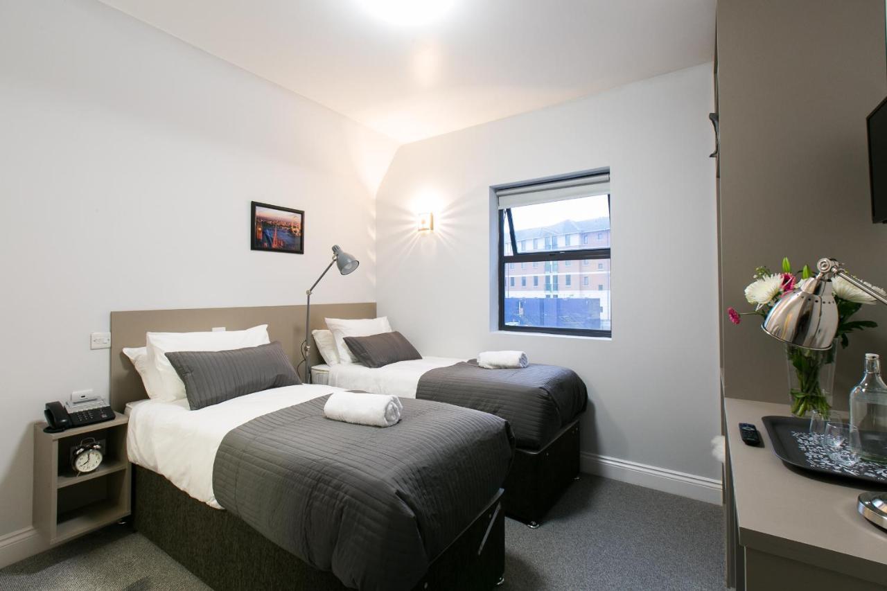 Belvilla Ilford Hill Hotel London Esterno foto