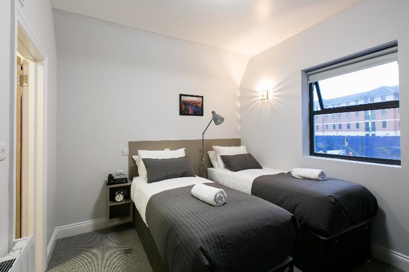 Belvilla Ilford Hill Hotel London Esterno foto